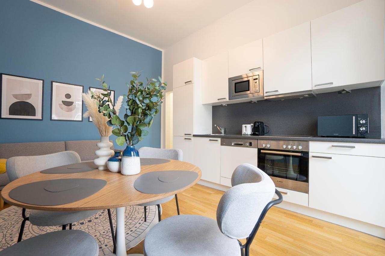 Bright Stylish With A Balcony In A Location * Wien